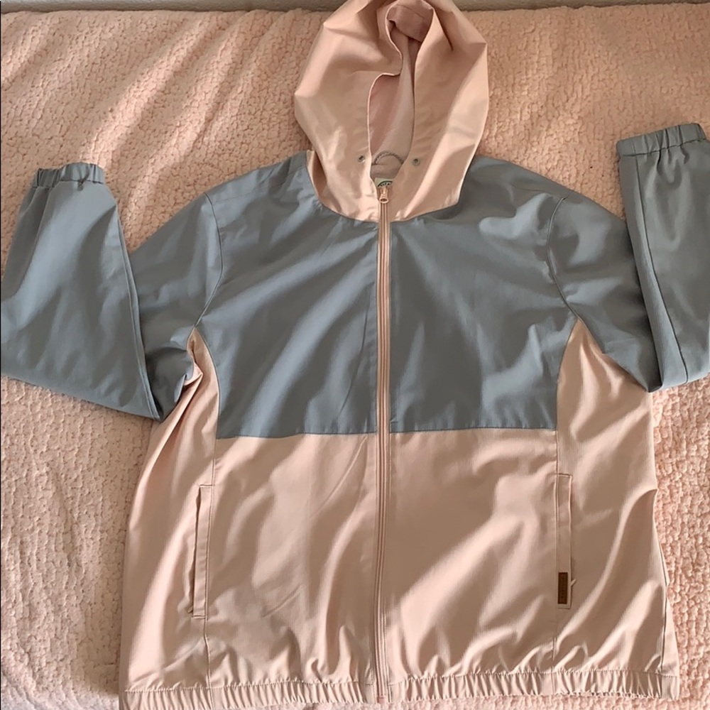 Light Weight Windbreaker
